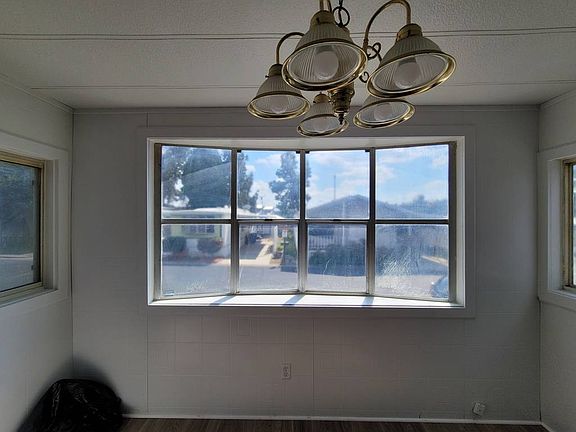 5th image of 3734 E Pacific St #61