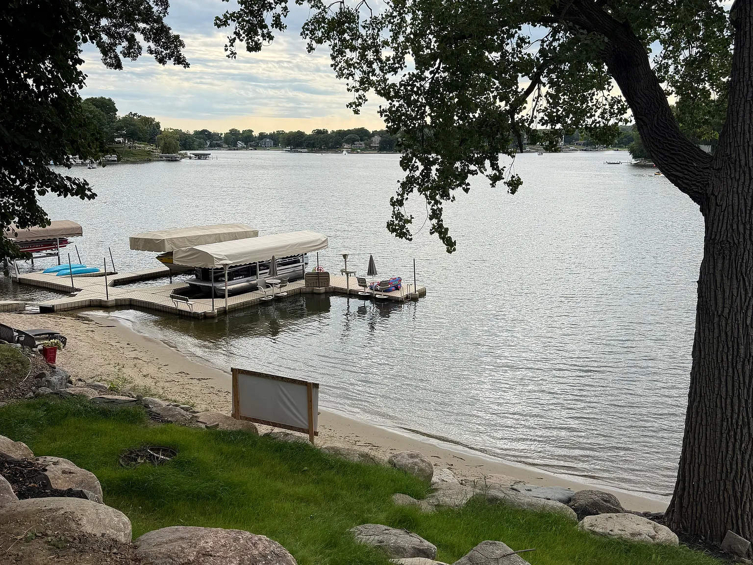 3 bed, 1500 sqft, $4,500 — Photo 2