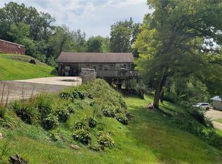 26532 229th Ave, Delhi, IA 52223