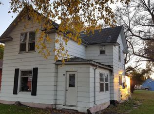 215 3rd Ave SE, Mayville, ND 58257