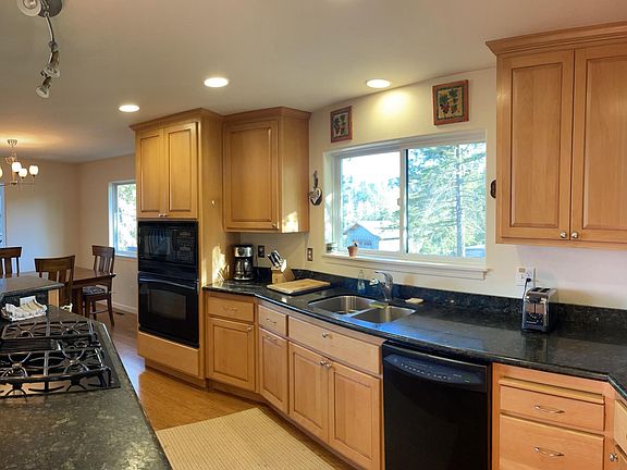 3rd image of 13377 Prather Way