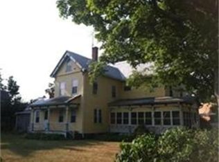 97 Myrtle St, Springfield, MA 01151