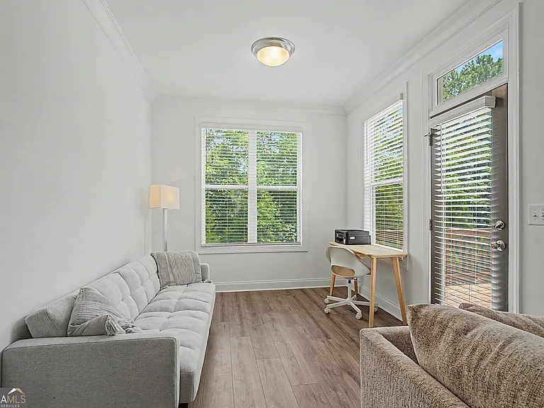 847 Angora Aly — Photo 9