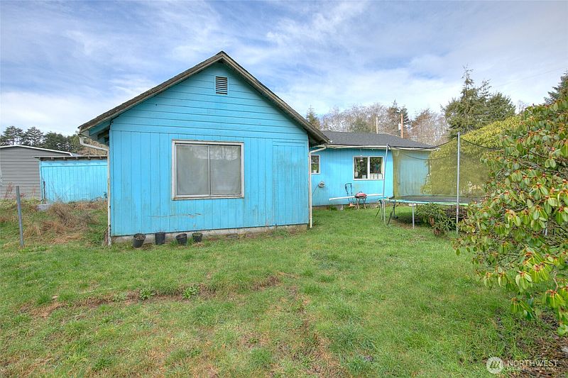 5th image of 102 Elma Street