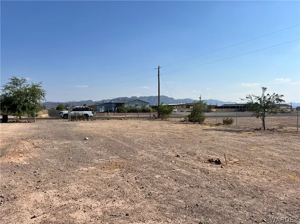 4871 Tule Dr, Topock, AZ 86436