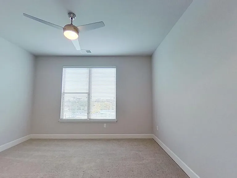 The Vue at Creve Coeur Apartments — Photo 131