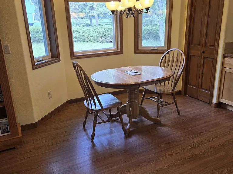 1251 Kinnikinnick Ct — Photo 4