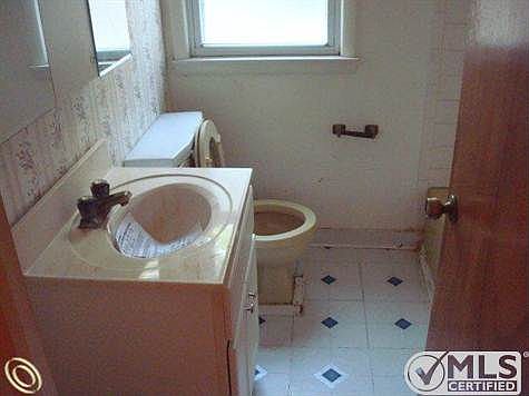Bath 3.JPG