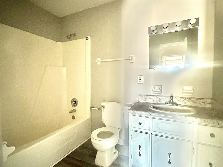 1199 Melody Ln #A4 — Photo 8
