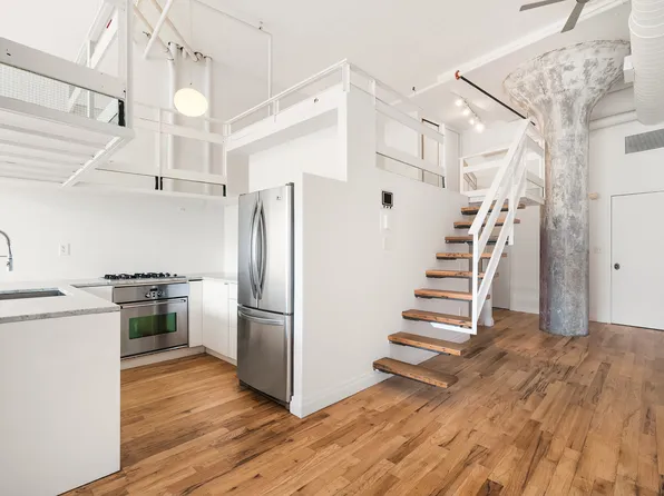689 Myrtle Avenue 4E image 3 of 18