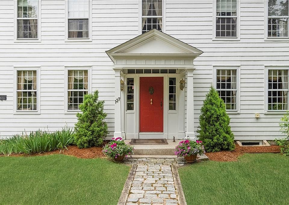 127 Angell Rd, Cumberland, RI 02864 Zillow