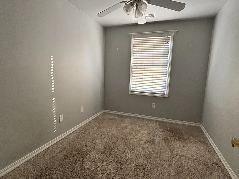 3522 W Belmont Cir — Photo 8