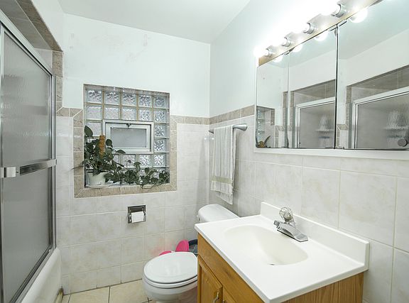 5th image of 1907 S 51st Ave