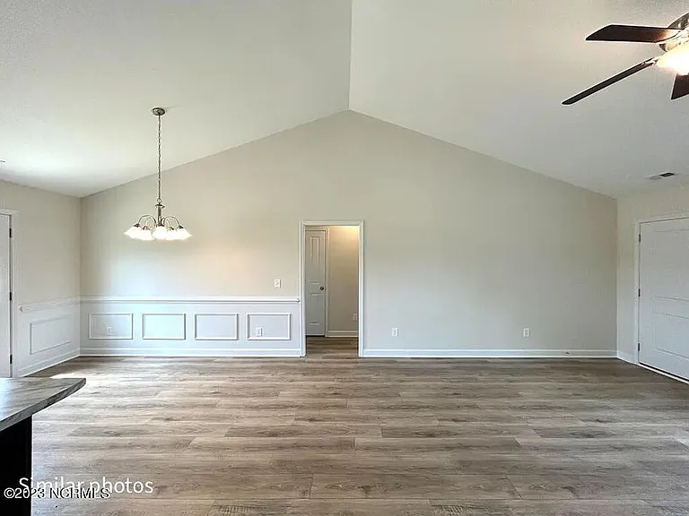 707 Alpha Ct — Photo 20