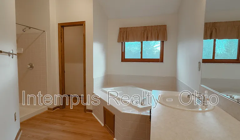 370 Glenside Ln — Photo 25