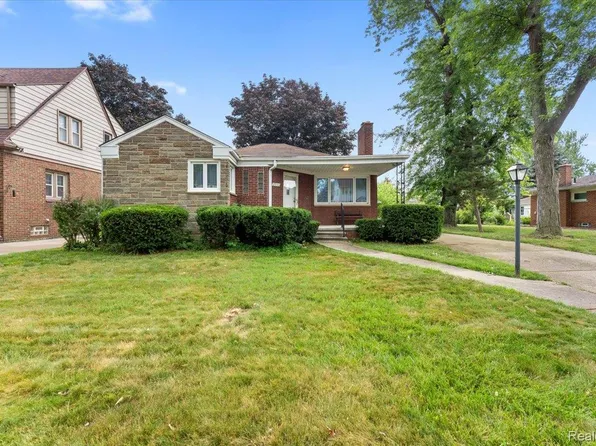 2953 Rosewood St, Trenton, MI 48183