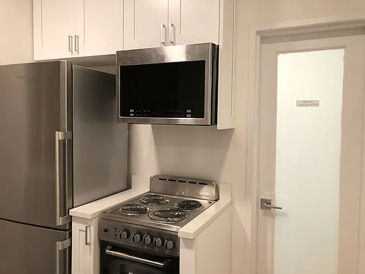 Rented by Sky Management | media 24