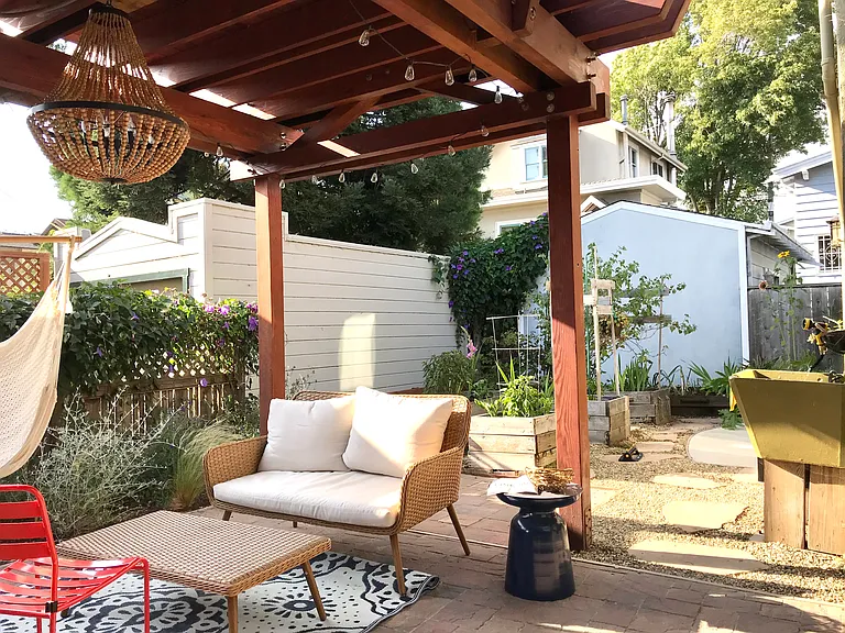 1629 Posen Ave #B — Photo 11