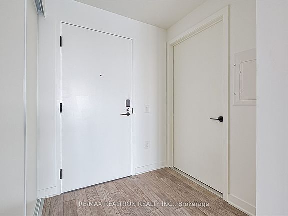 4th image of 2625 Dundas St W #611
