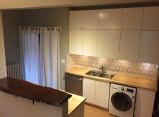 31 Bold St #2, Hamilton, ON L8P 1T3