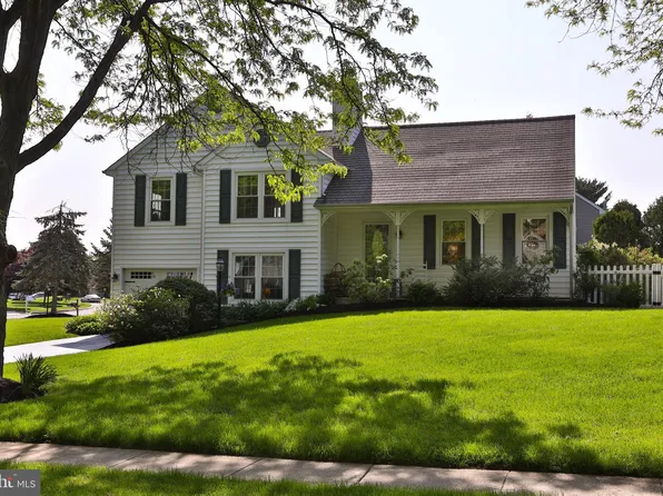 101 Brantford Cir, Horsham, PA 19044