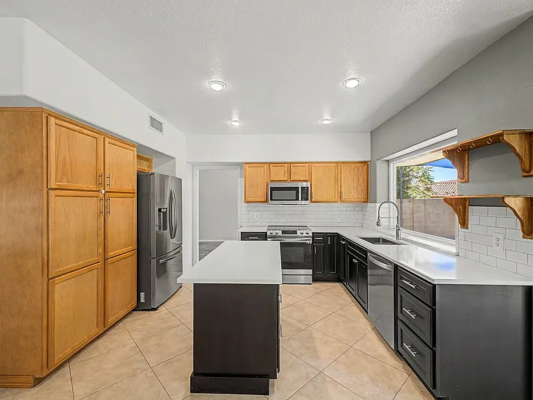 842 W Sun Coast Dr — Photo 16