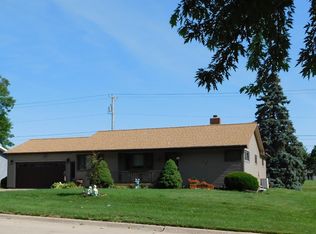 1105 Clayton Rd, Creston, IA 50801