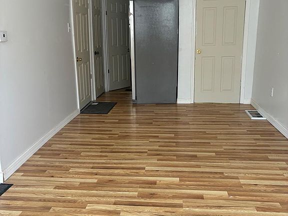 4th image of 2432 Tulip St