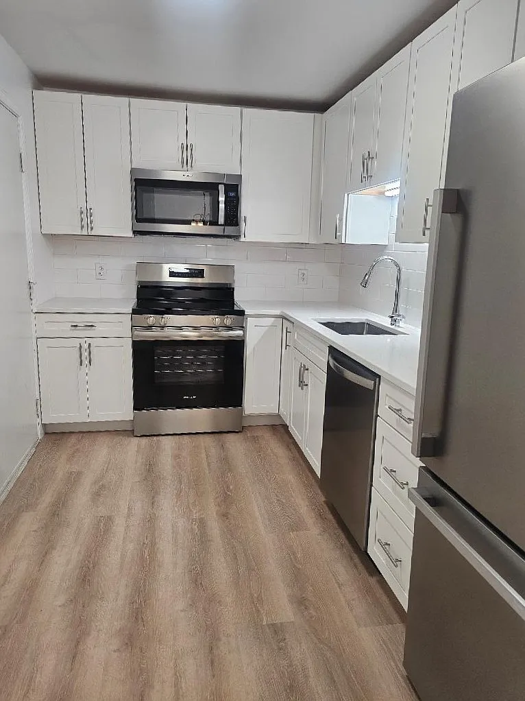 1 bed, 600 sqft, $1,875 — Photo 3