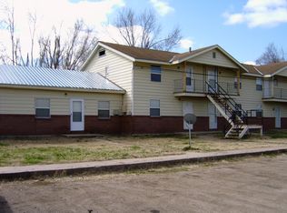 104 10th St #5, Ogden, KS 66517