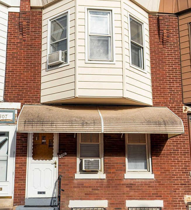 1st image of 2509 E Monmouth St