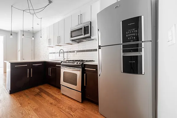 Rented by Goose Property Management LLC | media 19