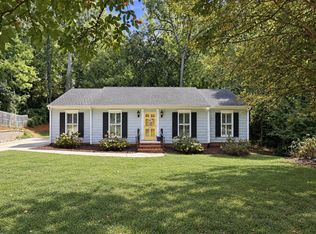 2404 Rockridge Ct, Raleigh, NC 27612