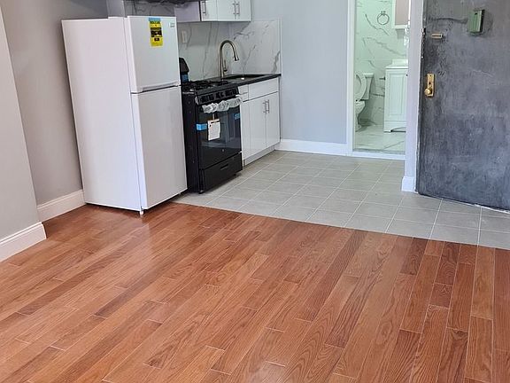 2nd image of 81 Allen St #14