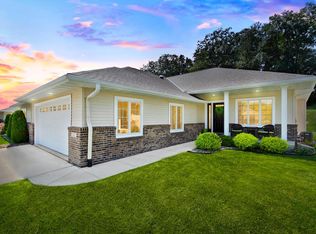 335 French Rd, Onalaska, WI 54650