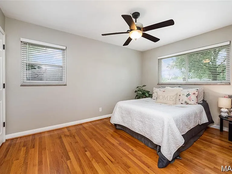 9731 Twincrest Dr — Photo 8