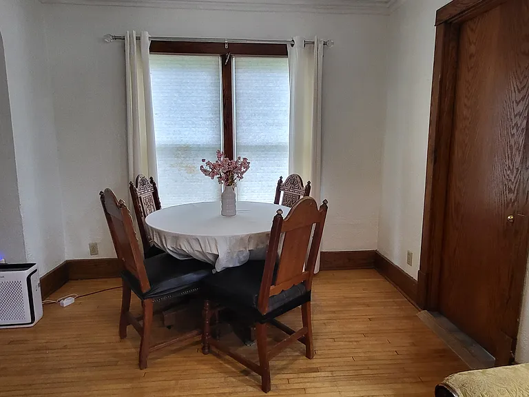 1322 Glendale Ave #1 — Photo 10