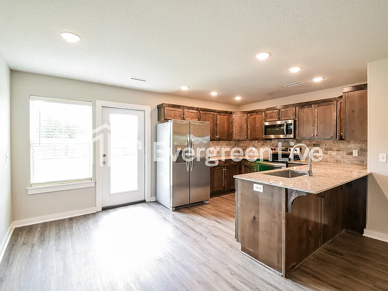 418 N Mojave St — Photo 11