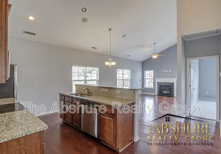 535 Smithridge Way — Photo 6