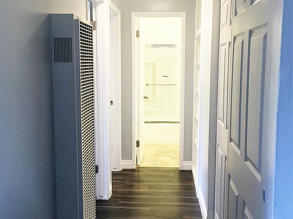 5th image of 1320 S Saint Andrews Pl #110
