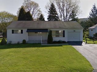 809 Dickinson Dr, Vestal, NY 13850