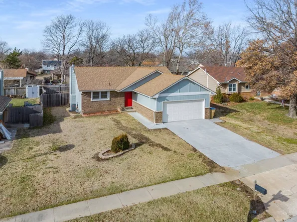 4125 Danbury St, Wichita, KS 67220