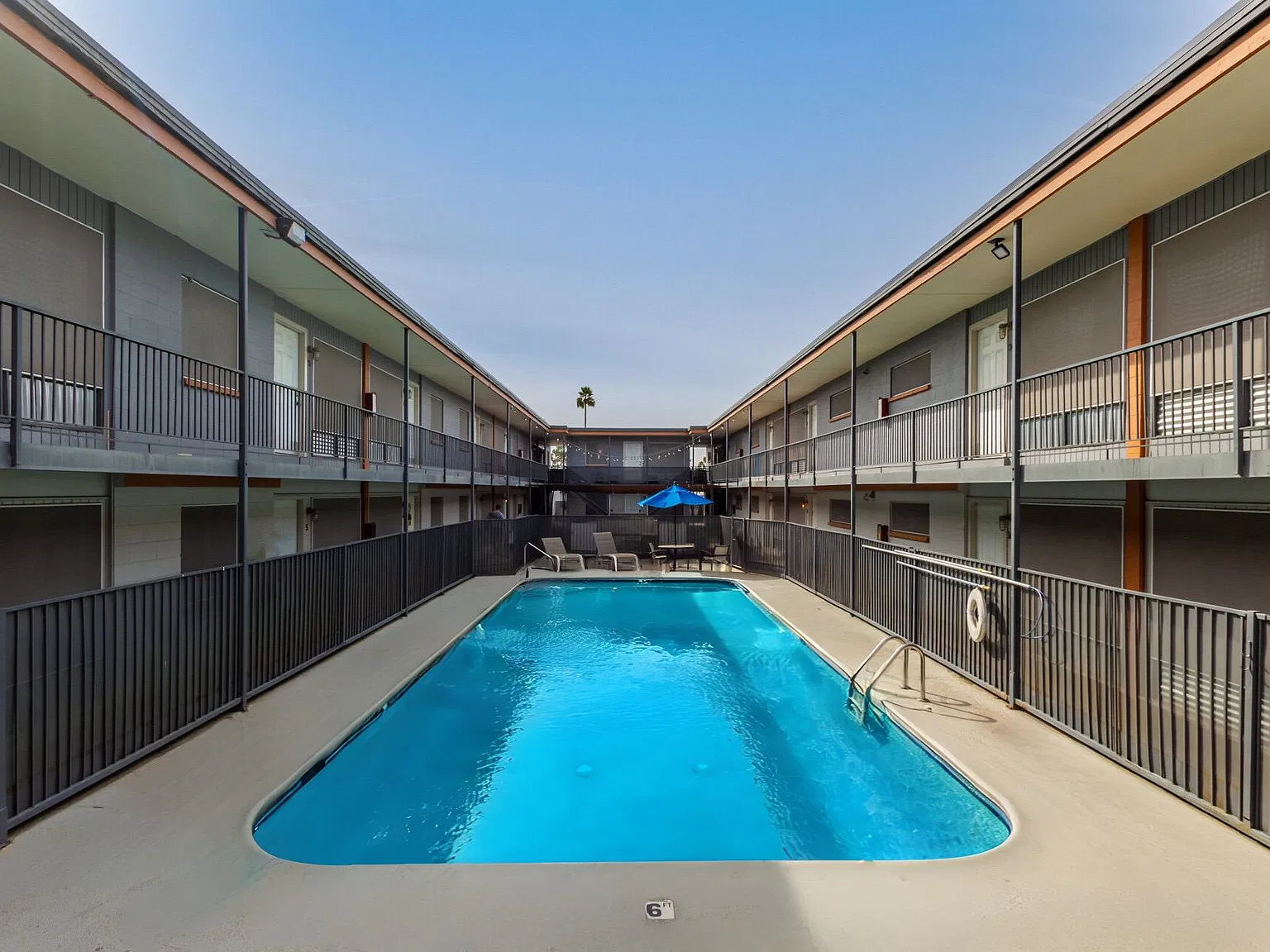 Decco 109 | Tempe Apartments — Photo 1