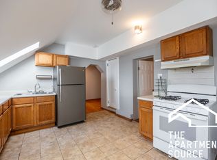 2655 W Homer St #3R, Chicago, IL 60647
