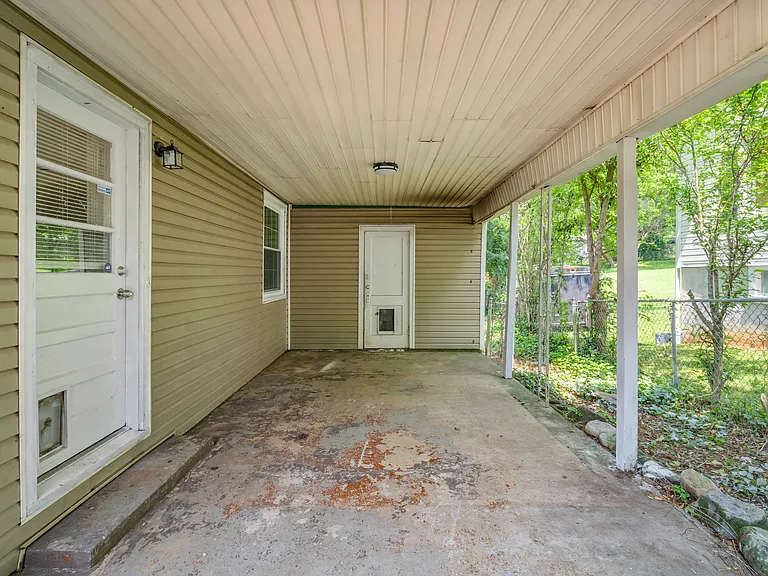 275 Maryville Pike — Photo 21