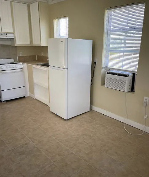 20010 Gardenia Ln — Photo 4