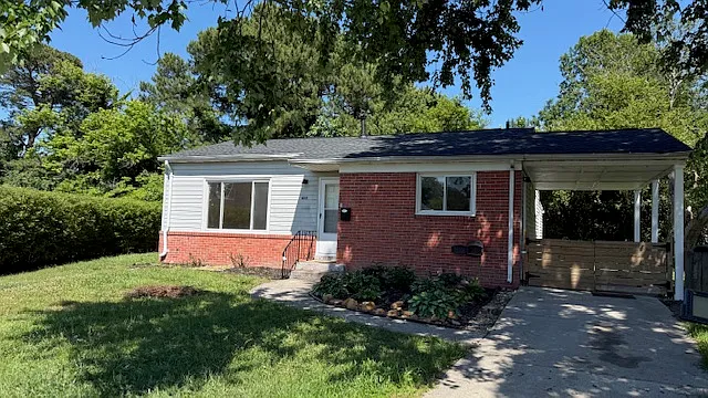 608 Iris Ct — Photo 6