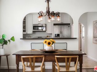 1427 N Coronado St, Los Angeles, CA 90026