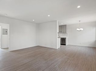 1117 S Bronson Ave #6, Los Angeles, CA 90019