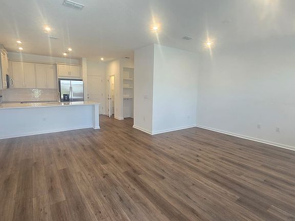 4th image of 11535 Sunsail Ave #9668